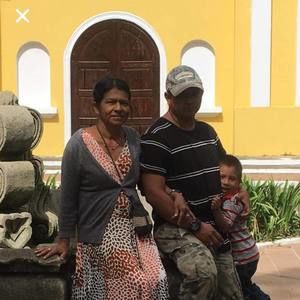 Meet your Posher, Tita